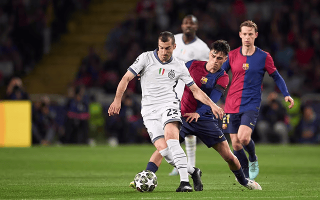 球员时期索尔斯克亚是什么水平，在曼联地位高不高？（索尔斯克亚球员时代实力几何？在曼联的地位如何？）