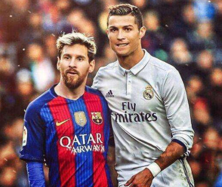 邮报：明年世界杯上下半场中段设强制补水时间，每次三分钟（《邮报》：明年世界杯将在上下半场中段增设3分钟强制补水暂停）