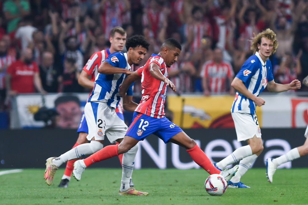 鲁媒：限制投入更需加快造血，中国职业足球生存困境并未解决（鲁媒：与其限投更当加速造血，中国职业足球仍陷生存困境）