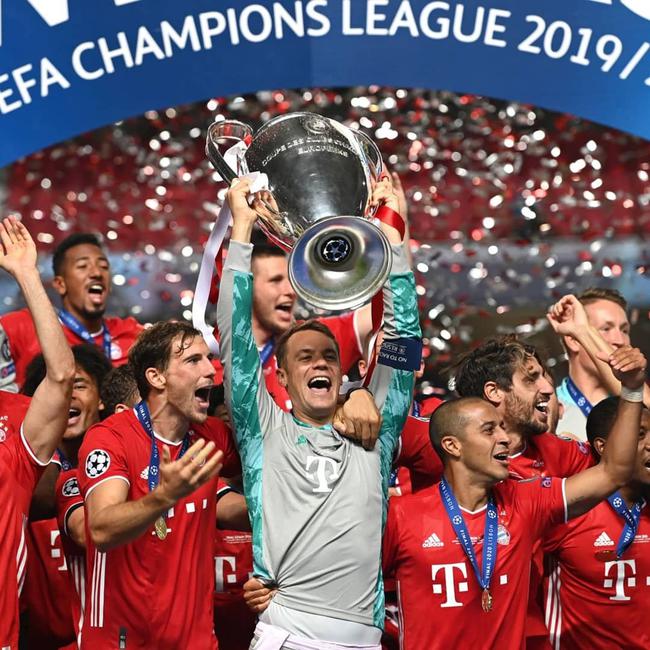 上海女排全员出击：阵容最佳，蔡斌压阵！今年是冲冠最好时机（上海女排全力出战：阵容齐整，蔡斌坐镇，今年冲冠正当时）