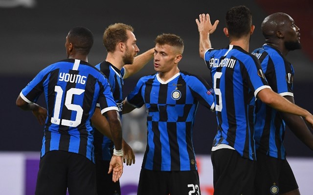 战火中创奇迹！巴勒斯坦力压两大洲冠军头名出线，国足安逸何日醒（战乱中逆袭成奇迹！巴勒斯坦压过两洲冠军夺小组头名，国足安逸几时醒）