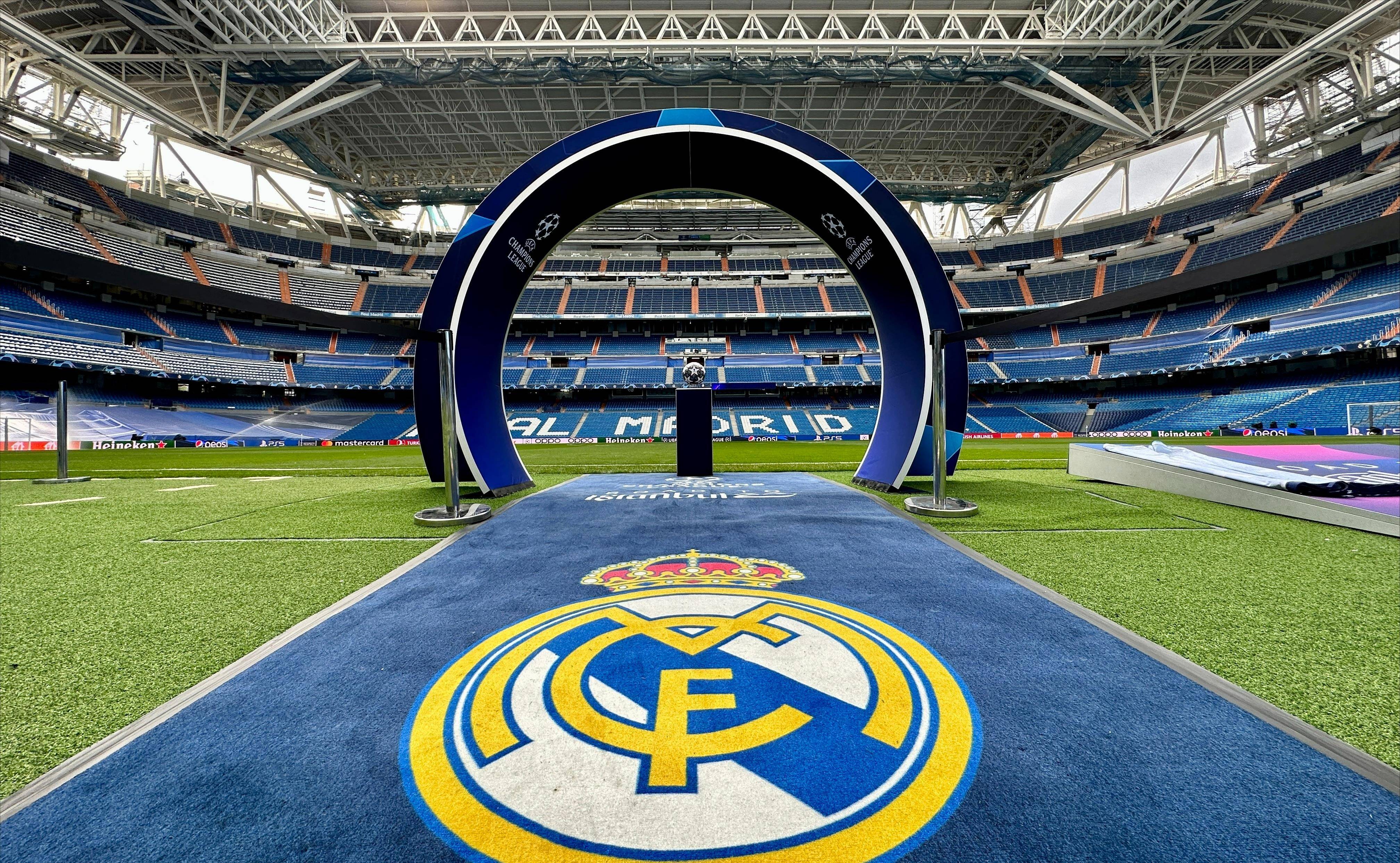 中超赛程更新：关注榜首之争,（中超最新赛程：聚焦榜首对决）