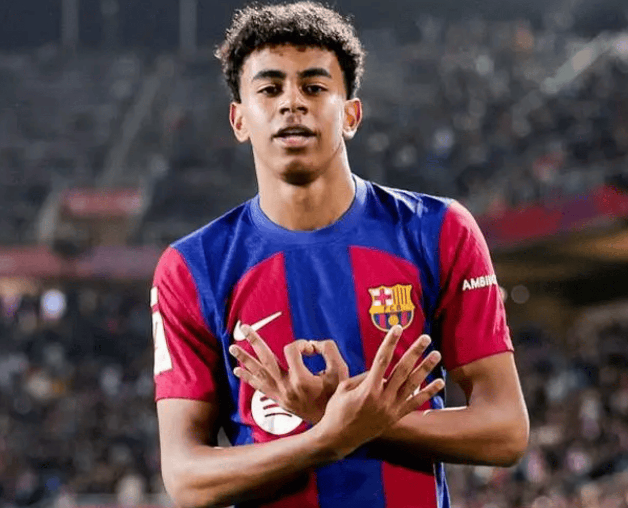 🎮K杯战报：T1决胜局落后7K翻盘，让二追三逆转DK挺进决赛（K杯速报：T1让二追三，决胜局7K劣势完成翻盘，击败DK挺进决赛）