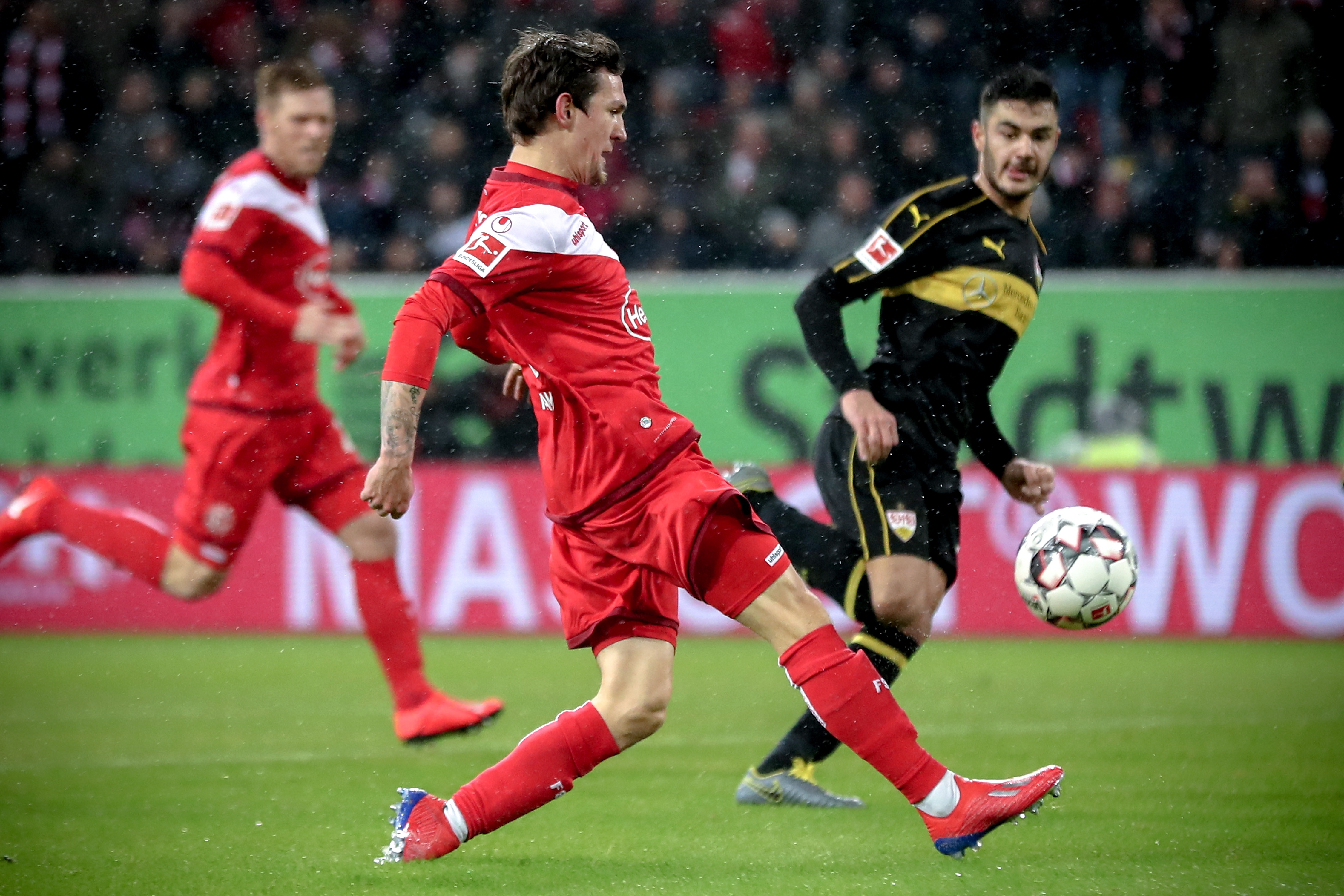 你以为在拼命，其实在浪费体力（看似拼搏，实为空耗体力）